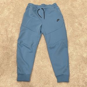 Mens Nike tech fleece pants/joggers